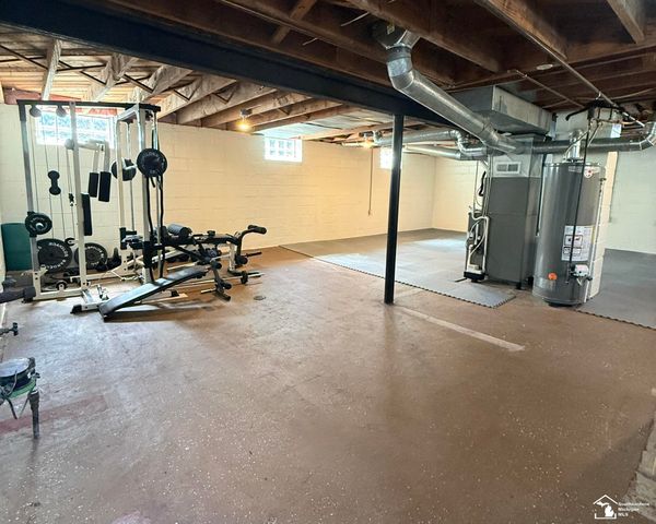 14601 Arlington Street, Allen Park, MI 48101