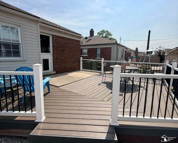 14601 Arlington Street, Allen Park, MI 48101