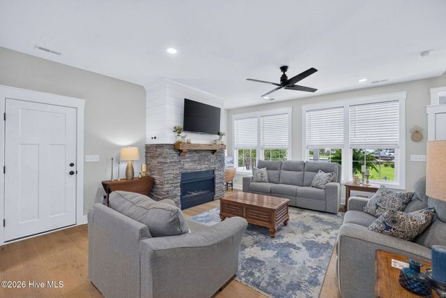 1773 Oakbrook Drive SW, Ocean Isle Beach, NC 28469