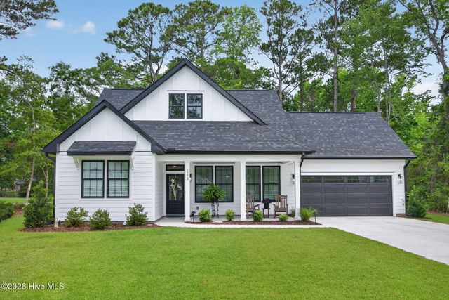 1773 Oakbrook Drive SW, Ocean Isle Beach, NC 28469