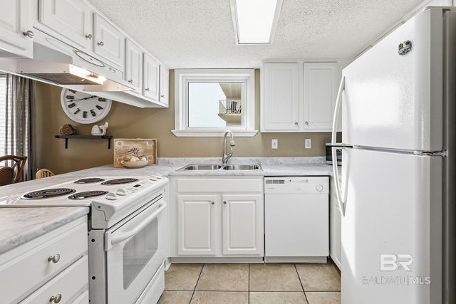 939 WEST BEACH Boulevard 404, Gulf Shores, AL 36542