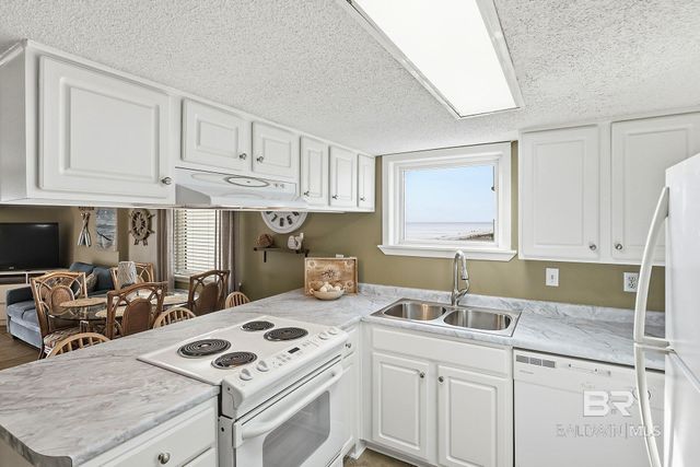 939 WEST BEACH Boulevard 404, Gulf Shores, AL 36542