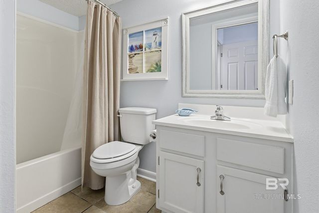 939 WEST BEACH Boulevard 404, Gulf Shores, AL 36542