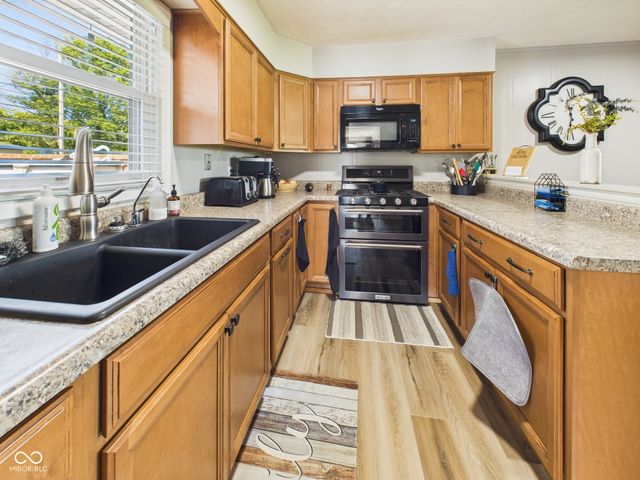 407 S Walnut Street, New Castle, IN 47362