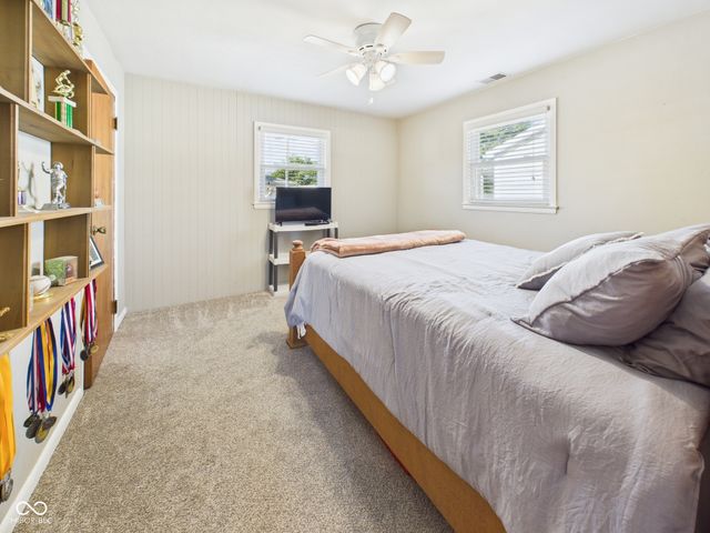 407 S Walnut Street, New Castle, IN 47362