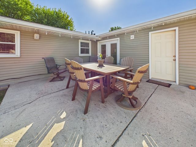 407 S Walnut Street, New Castle, IN 47362