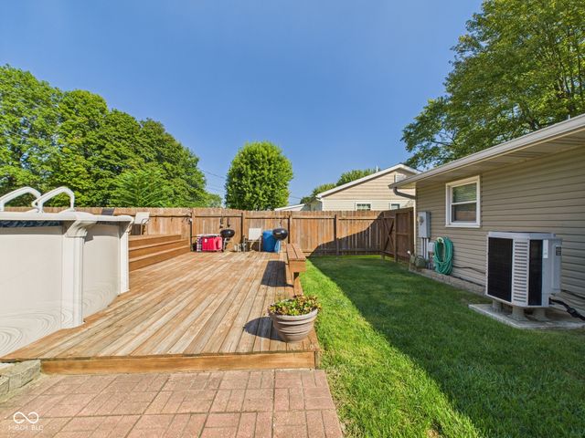 407 S Walnut Street, New Castle, IN 47362