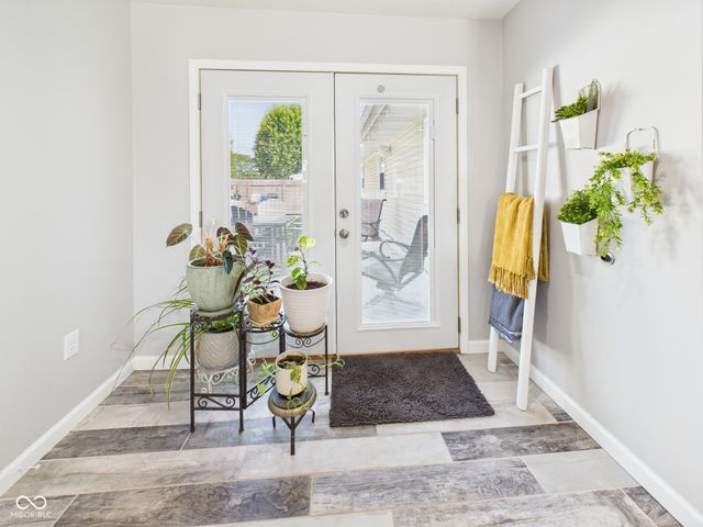 407 S Walnut Street, New Castle, IN 47362