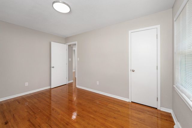 3220 S Downtain, Wichita, KS 67217