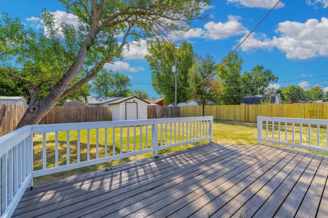 3220 S Downtain, Wichita, KS 67217