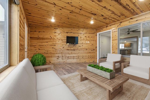 932 Oak Pond Court, Sartell, MN 56377