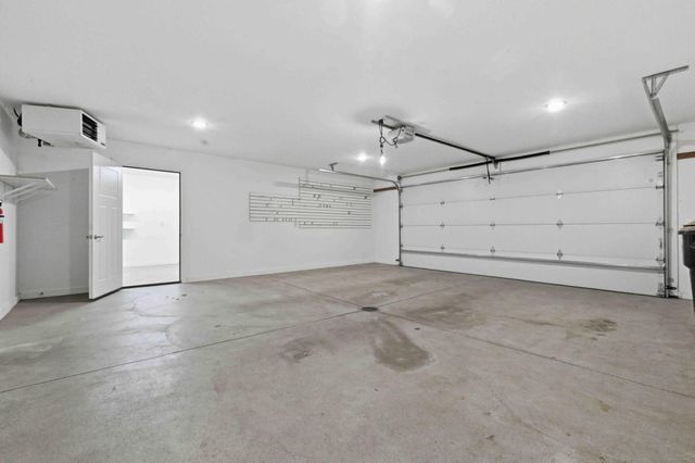 932 Oak Pond Court, Sartell, MN 56377