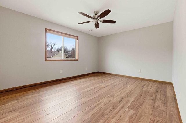 932 Oak Pond Court, Sartell, MN 56377