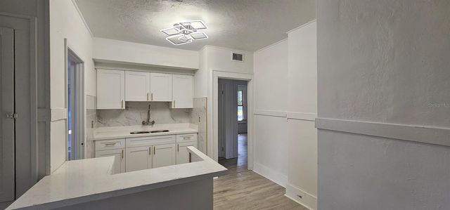 1311 11TH AVENUE S, St Petersburg, FL 33705