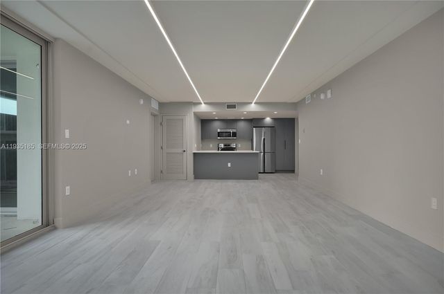 1150 101st St 503, Bay Harbor Islands, FL 33154