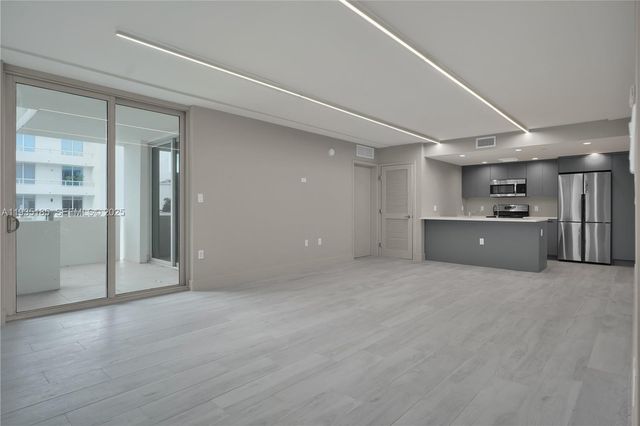 1150 101st St 503, Bay Harbor Islands, FL 33154