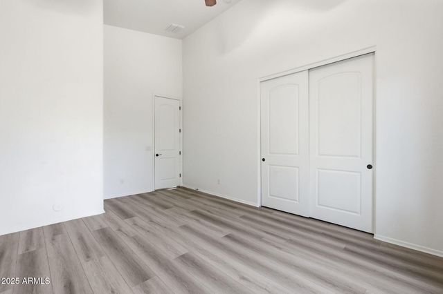 2218 E BROOKS FARM Road, Gilbert, AZ 85298