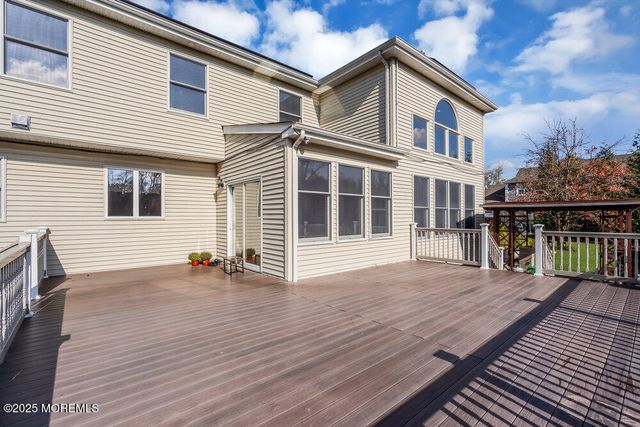 185 Dayna Court, Toms River, NJ 08753