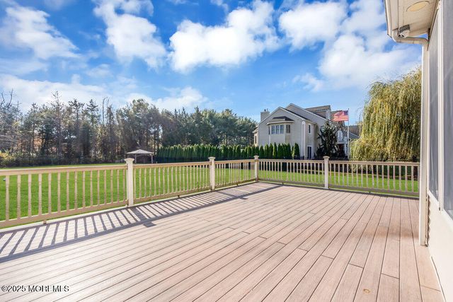 185 Dayna Court, Toms River, NJ 08753