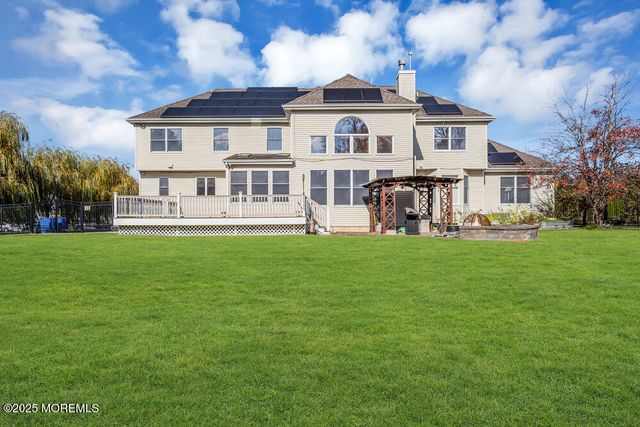 185 Dayna Court, Toms River, NJ 08753