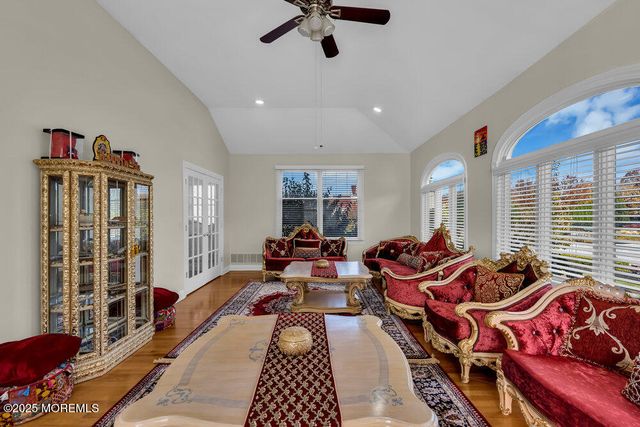 185 Dayna Court, Toms River, NJ 08753