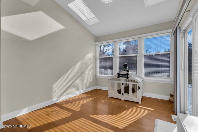 185 Dayna Court, Toms River, NJ 08753