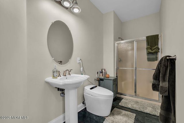 185 Dayna Court, Toms River, NJ 08753