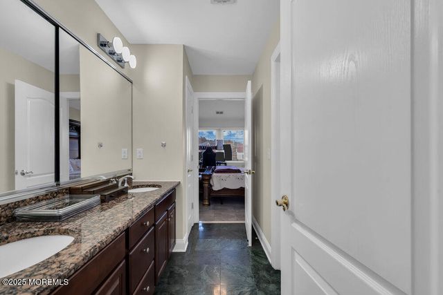 185 Dayna Court, Toms River, NJ 08753