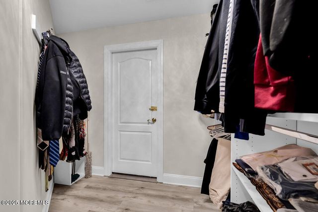 185 Dayna Court, Toms River, NJ 08753