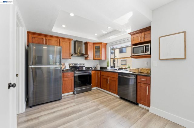 43104 Grimmer Ter, Fremont, CA 94538