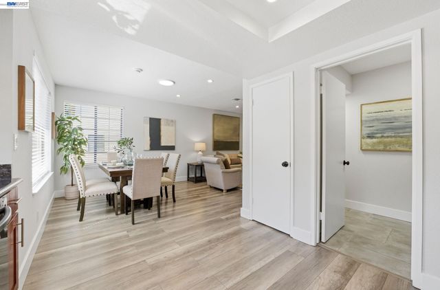 43104 Grimmer Ter, Fremont, CA 94538