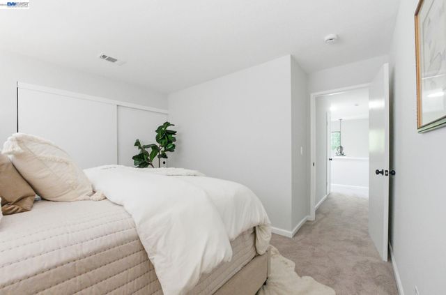 43104 Grimmer Ter, Fremont, CA 94538