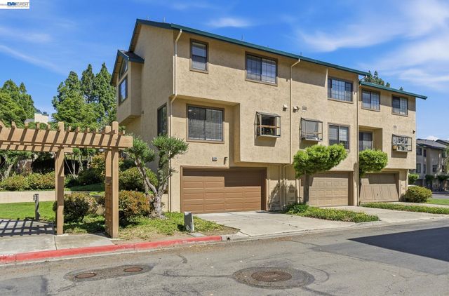 43104 Grimmer Ter, Fremont, CA 94538