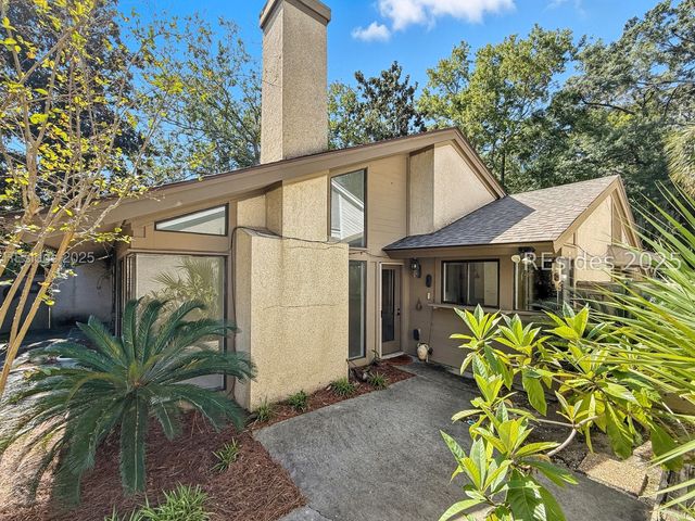 22 Stable Gate Rd, Hilton Head Island, SC 29926