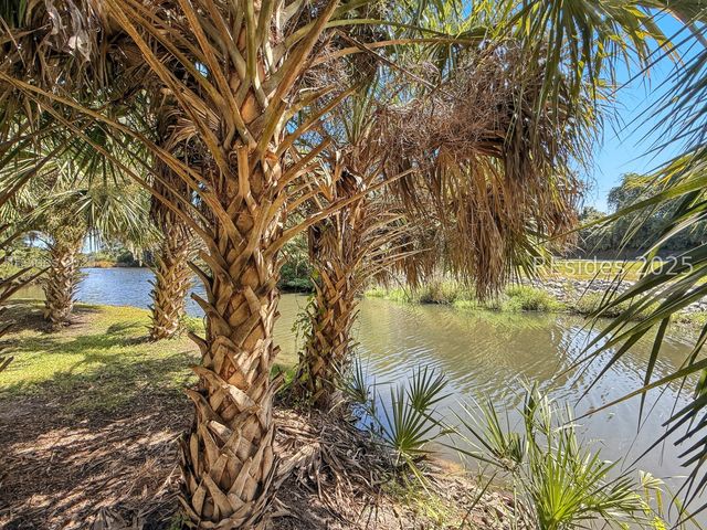 22 Stable Gate Rd, Hilton Head Island, SC 29926