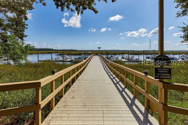 22 Stable Gate Rd, Hilton Head Island, SC 29926