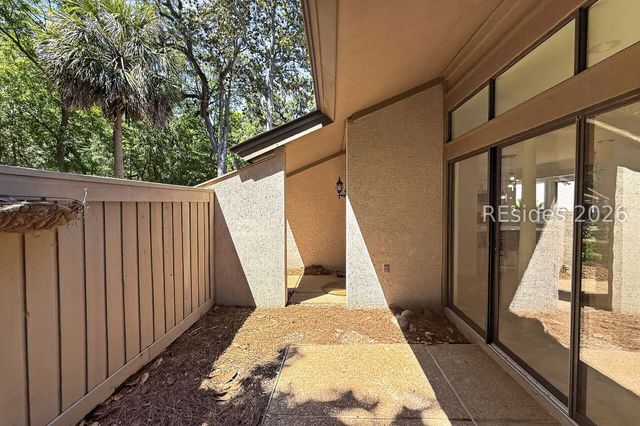 22 Stable Gate Rd, Hilton Head Island, SC 29926