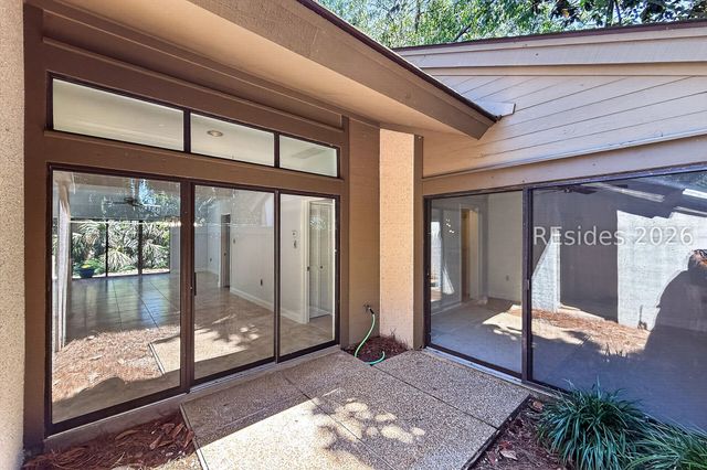 22 Stable Gate Rd, Hilton Head Island, SC 29926