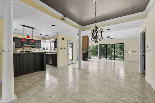 22 Stable Gate Rd, Hilton Head Island, SC 29926