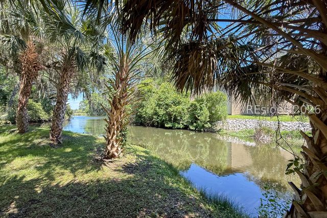 22 Stable Gate Rd, Hilton Head Island, SC 29926