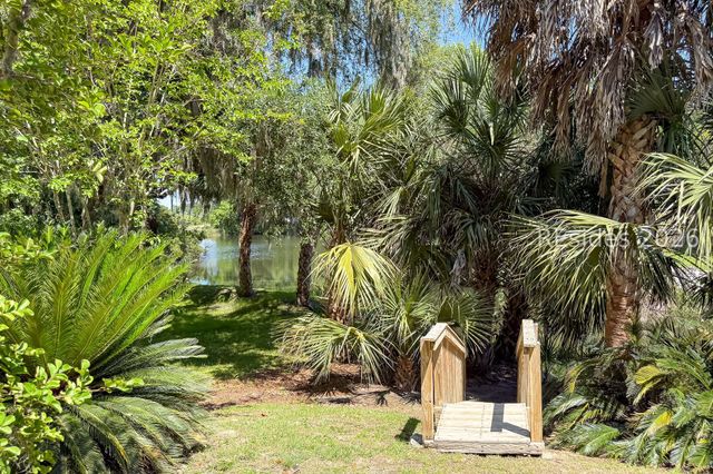 22 Stable Gate Rd, Hilton Head Island, SC 29926