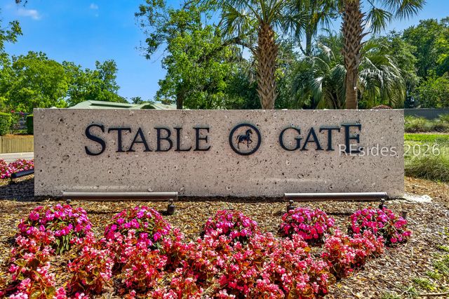 22 Stable Gate Rd, Hilton Head Island, SC 29926