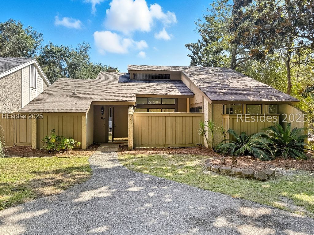 22 Stable Gate Rd, Hilton Head Island, SC 29926