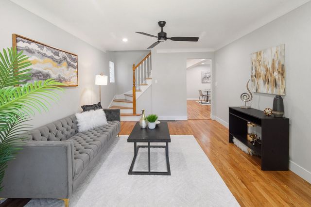 3737 N Cumberland Avenue, Chicago, IL 60634