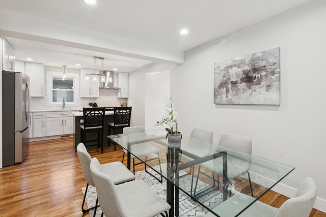 3737 N Cumberland Avenue, Chicago, IL 60634