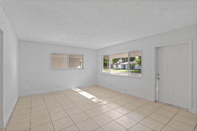 2001 NW 14th Avenue, Fort Lauderdale, FL 33311
