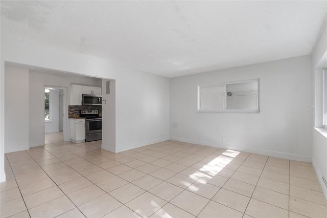 2001 NW 14th Avenue, Fort Lauderdale, FL 33311