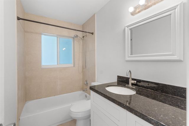 2001 NW 14th Avenue, Fort Lauderdale, FL 33311