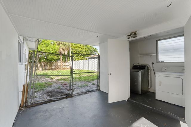 2001 NW 14th Avenue, Fort Lauderdale, FL 33311