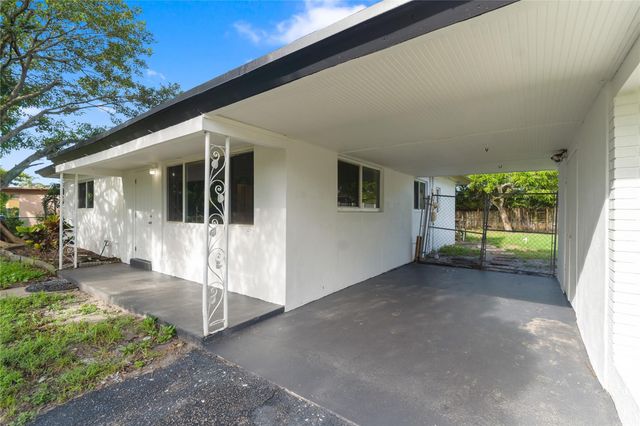 2001 NW 14th Avenue, Fort Lauderdale, FL 33311